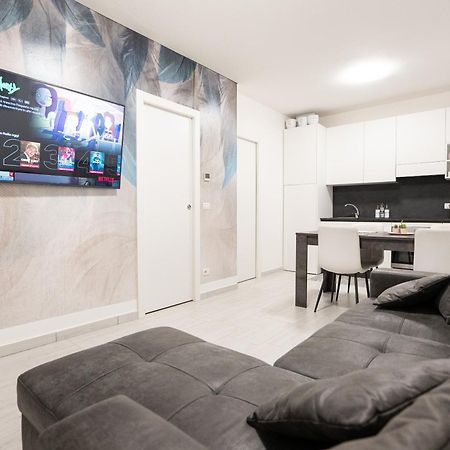 C-Apartment Lake Garda Сало Экстерьер фото